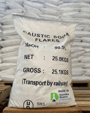 CAUSTIC SODA FLAKES